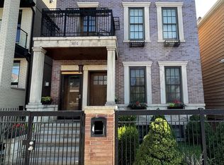 3031 N Clybourn Ave #2, Chicago, IL 60618