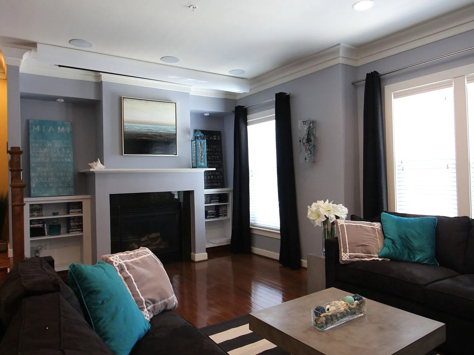 3 bed, 3.5 bath, 1896 sqft, $3,600 — Photo 2