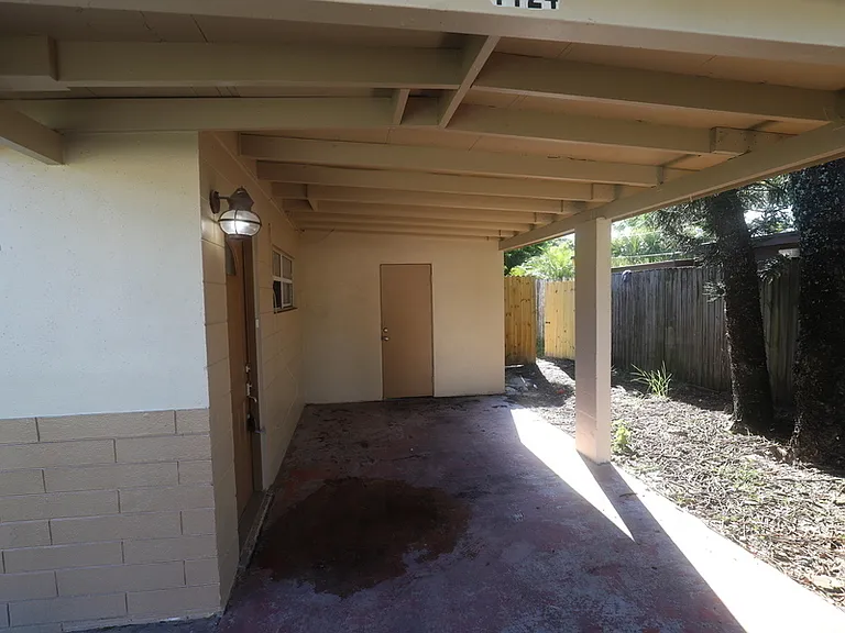4124 Flamingo Dr — Photo 2