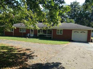 2150 Smith Grove Rd, Scottsville, KY 42164