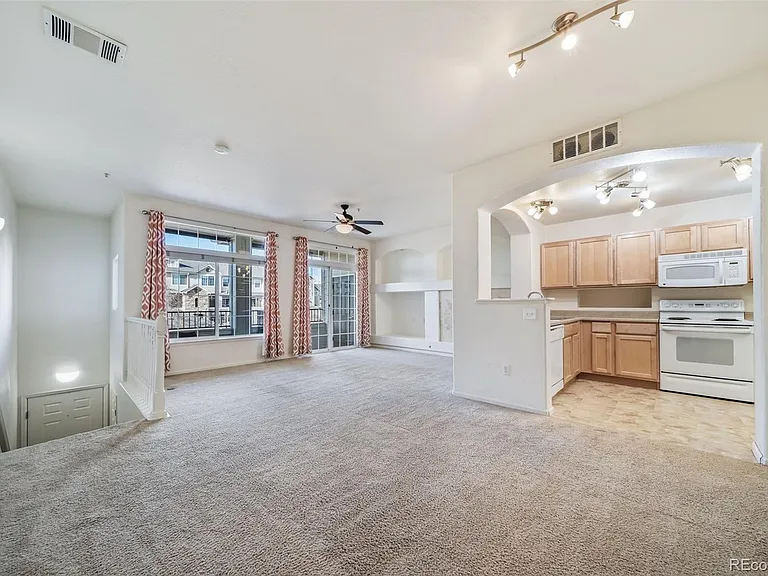 1540 S Florence Way #513 — Photo 10