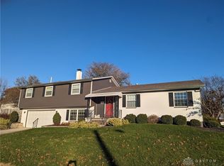 2910 Wellsford Dr, Springfield, OH 45503