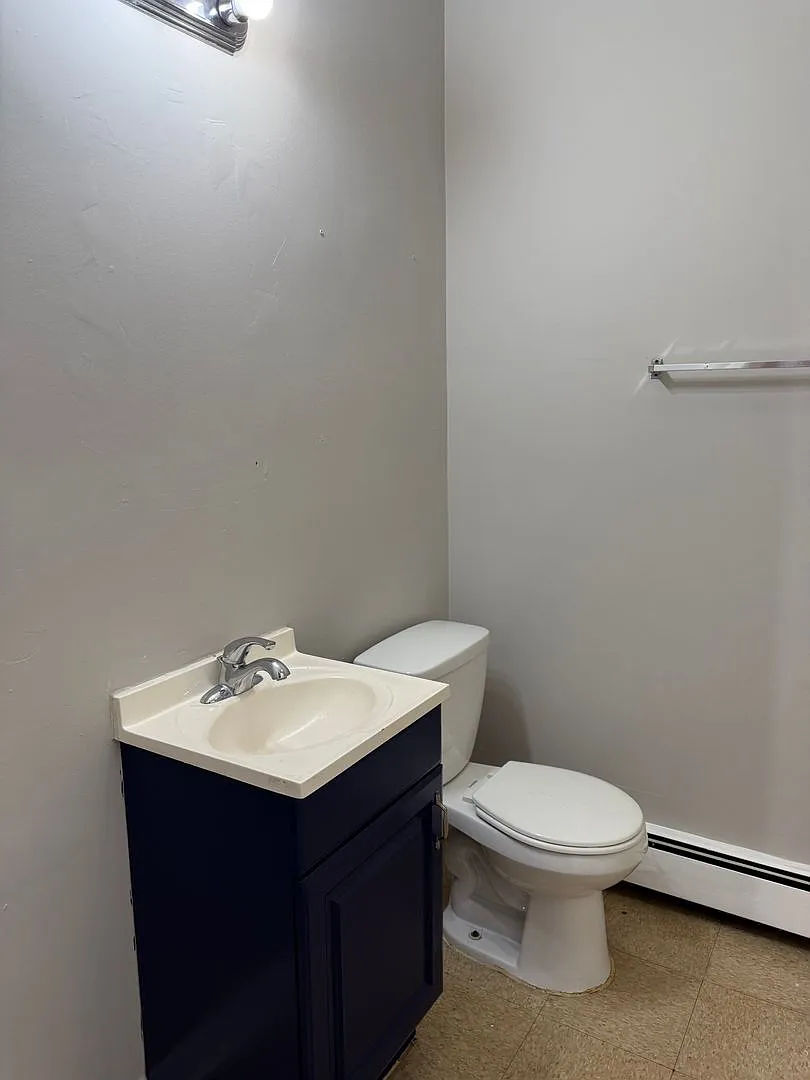 39-41 Bond St — Photo 4