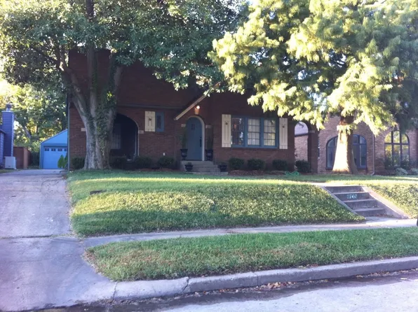 2740 E 13th Pl, Tulsa, OK 74104