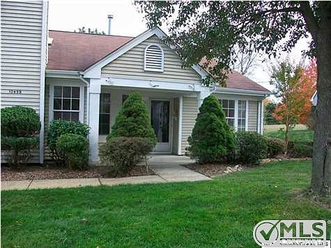 4th image of 1049B Buckingham Dr
