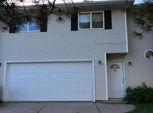 10 Bahr Cir, Madison, WI 53719