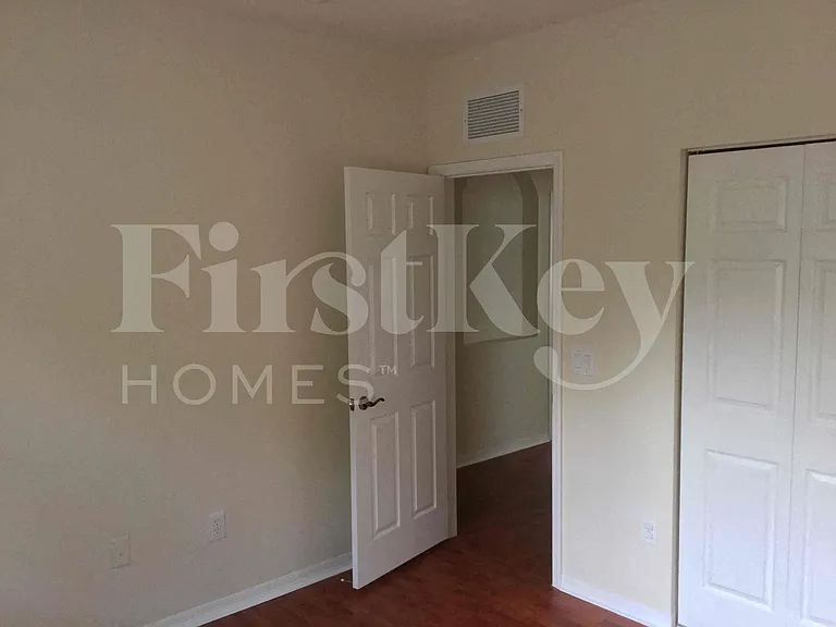 2362 SE 17th Ter — Photo 11