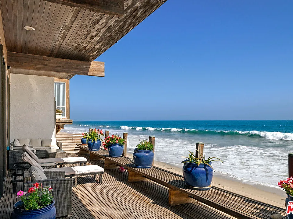 24638 Malibu Rd