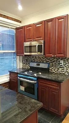 Rented by Bouklis Group | media 81