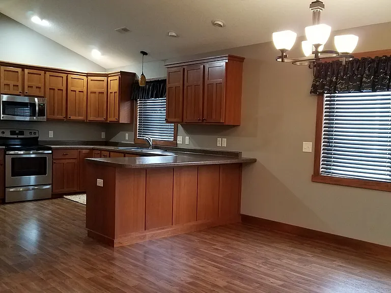 1876 Greenwood Valley Dr — Photo 3