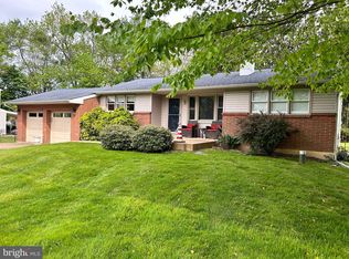 1415 Davisville Rd, Southampton, PA 18966