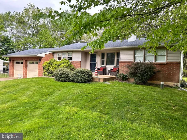 1415 Davisville Rd, Southampton, PA 18966