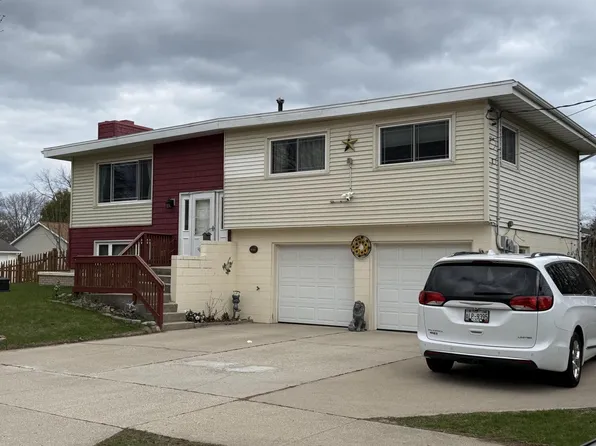 3925 Tannery ROAD, Two Rivers, WI 54241