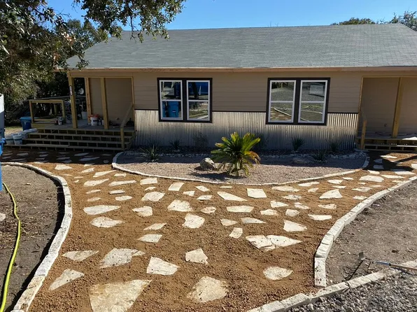 324 Mae Dr Unit A & B, Kerrville, TX 78028