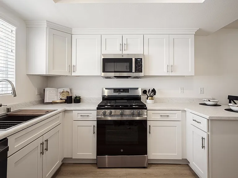 26941 Rainbow Glen Dr #751 — Photo 6