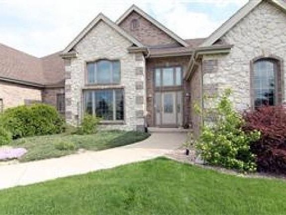 2nd image of 7970 W Hill Cir