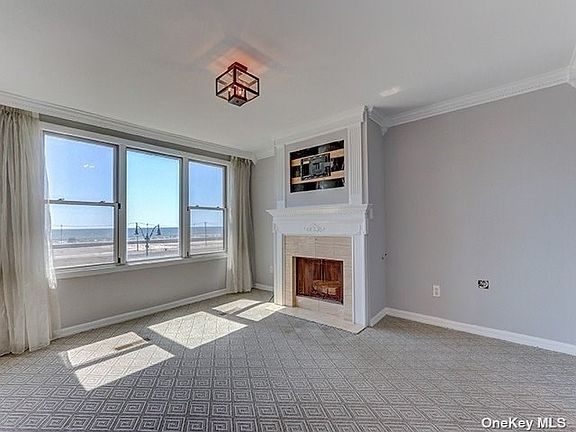 4th image of 165 E Broadway Unit 2A