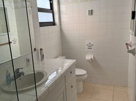 6510 Grant Ct, Hollywood, FL