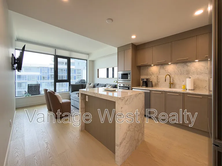 3800 Capozzi Rd #807 — Photo 23