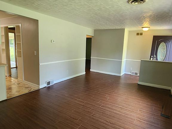 Living Room, New Flooring