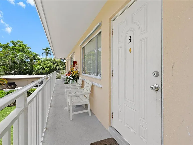 1905 Lake Worth Rd — Photo 17