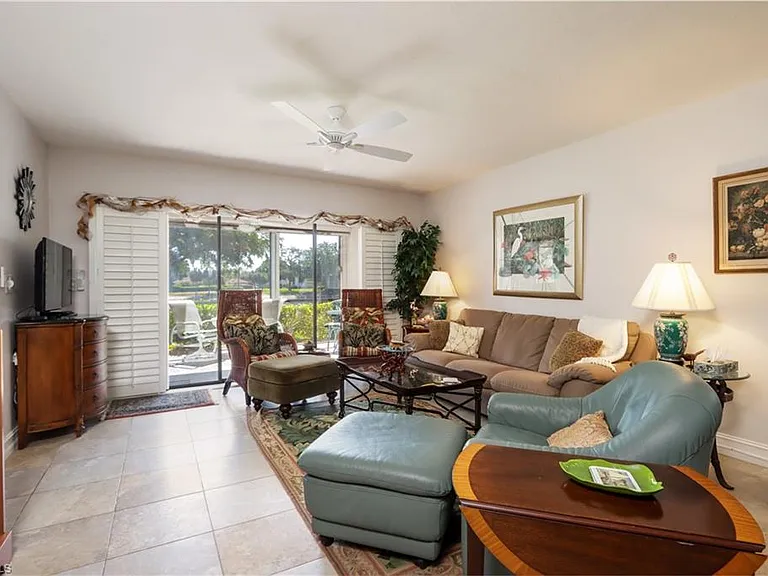505 Lake Louise Cir #101 — Photo 4