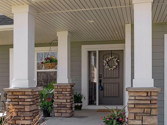 4th image of 2625 Fieldstone Dr