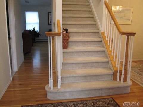 5th image of 84 Pleasant Ave