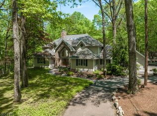 5 Country Ln, Califon, NJ 07830