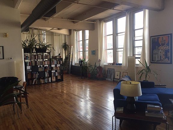 4th image of 1238 Callowhill St Suite 705