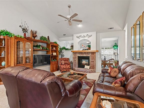 5th image of 35 Oniell Cir