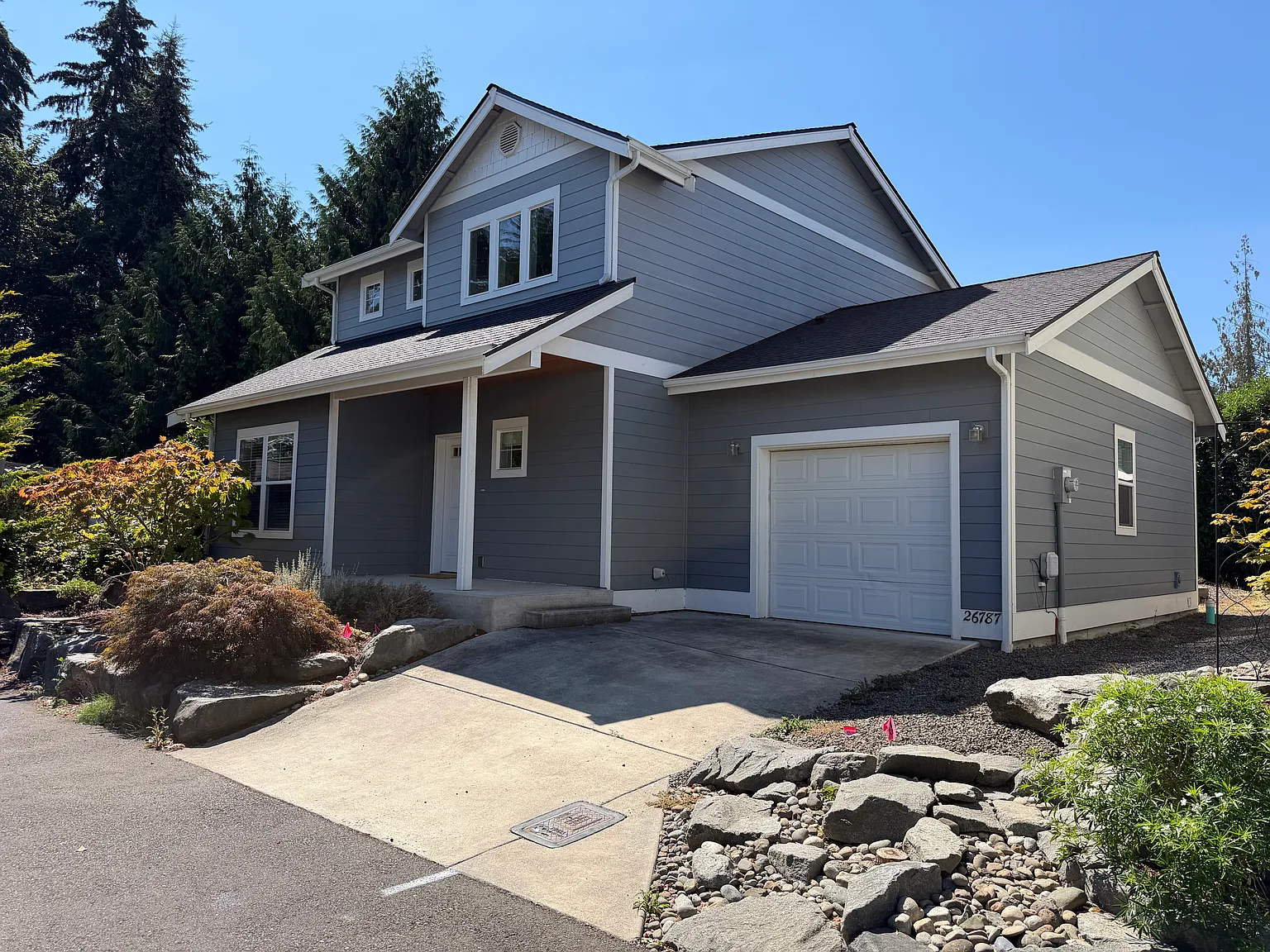 3 bed, 2.5 bath, 1664 sqft, $2,650 — Photo 2