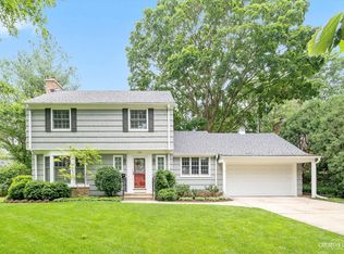 145 Ingleside Ave, Aurora, IL 60506