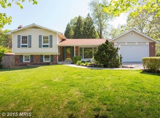 8118 Blairton Rd, Springfield, VA 22152