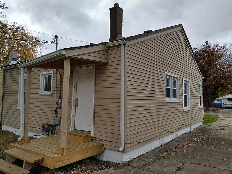 13972 Marshall Ave — Photo 14