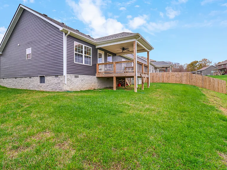 306 Lugano Ln — Photo 29