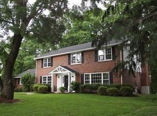 1711 Forestdale Dr, Wilmington, DE 19803