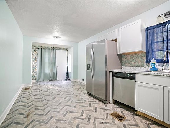5th image of 9068 Argyle Estates Rd