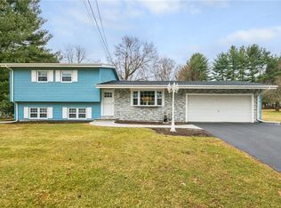 1530 Rhey Ave, Wallingford, CT 06492