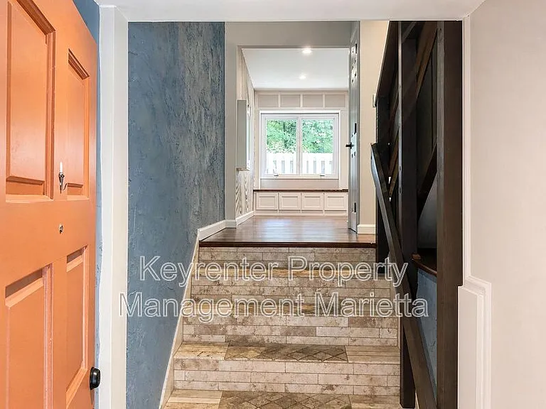 510 E Ponce De Leon Ave #N — Photo 4