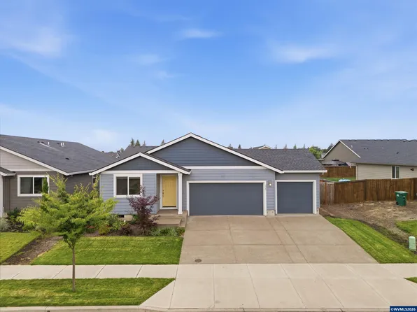 369 Cornwell St, Woodburn, OR 97071