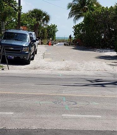 3rd image of 5901 Estero Blvd