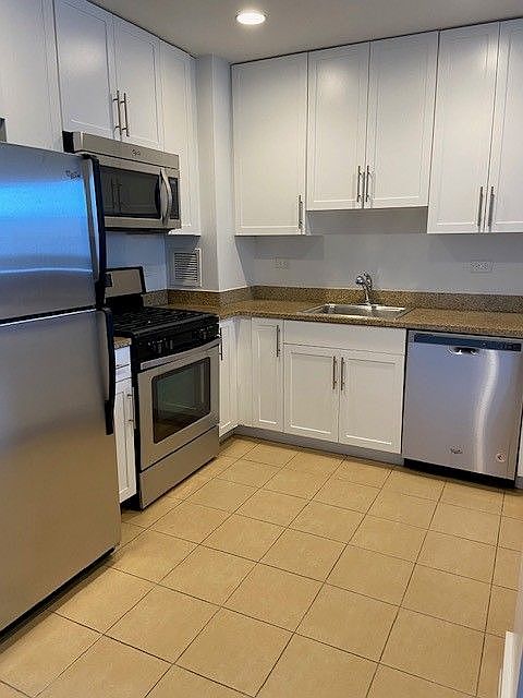 1st image of 9745 Queens Blvd APT 801