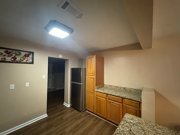3222 Carey St — Photo 5