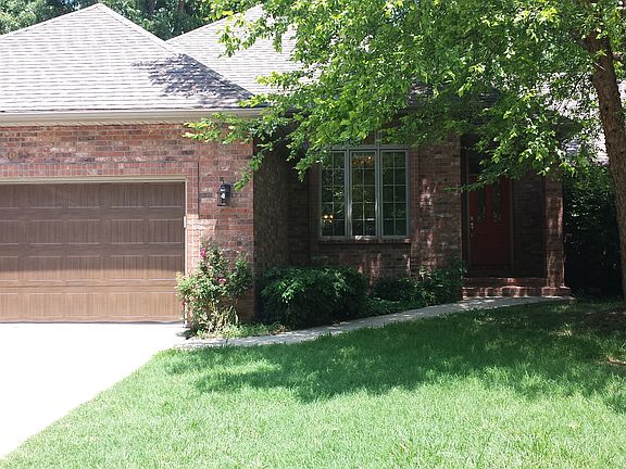 South facing front entry Pic