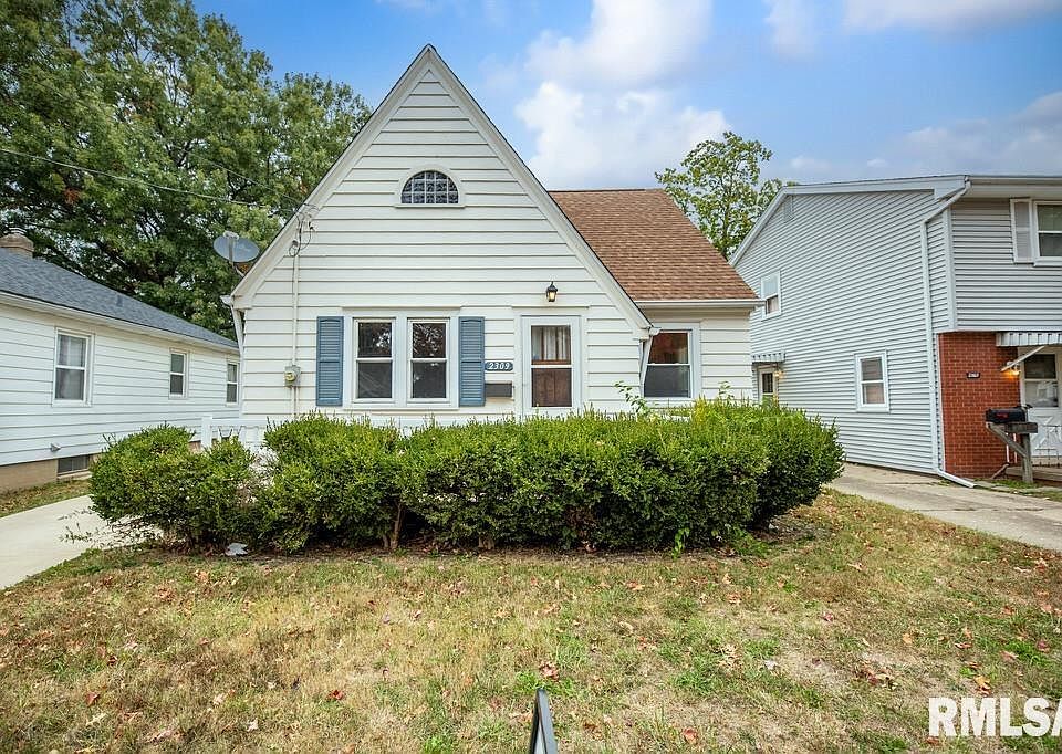 1st image of 2309 W Kellogg Ave