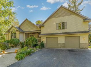 3051 Saratoga Springs Dr, Mount Pleasant, MI 48858