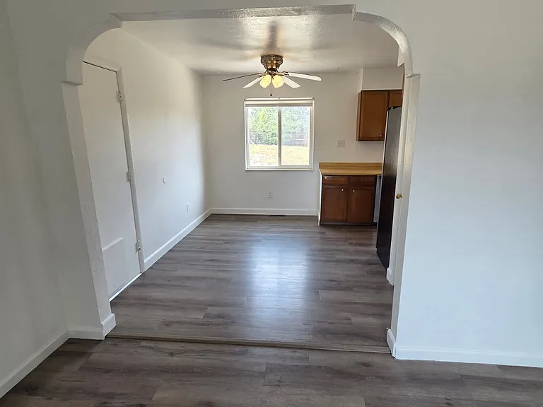 8552 Wagner Dr — Photo 5