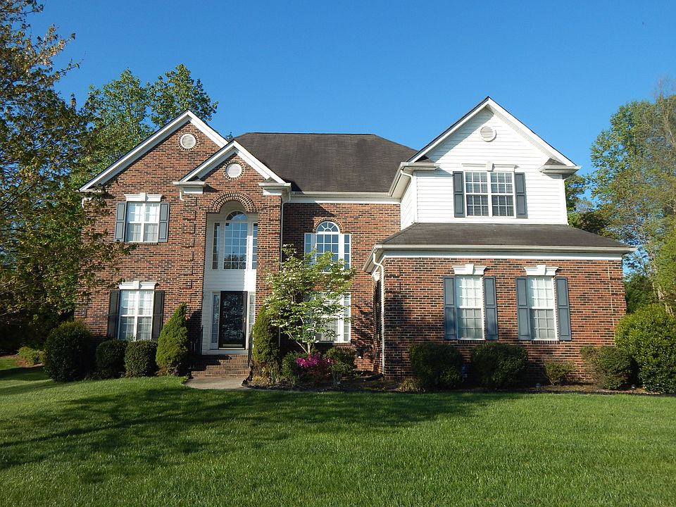 1st image of 190 Castles Gate Dr