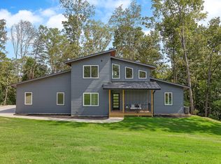 8510 Snow Hill Rd, Ooltewah, TN 37363